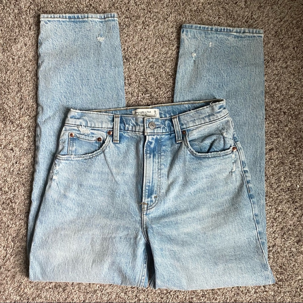 Abercrombie 90’s Straight Jean